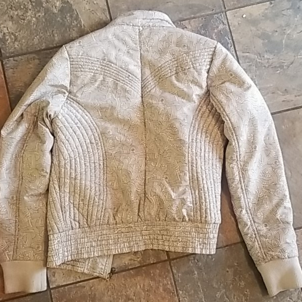 Jacket - Picture 3 of 5